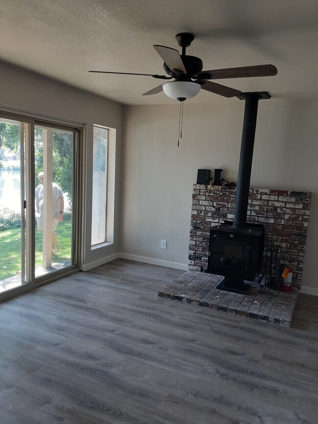 Foto del edificio - 21605 Mayfair Dr