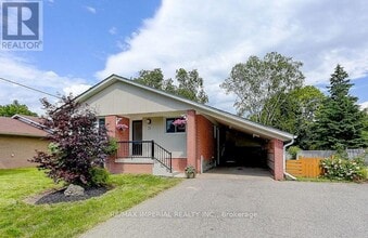 Building Photo - 31 Knowles Crescent