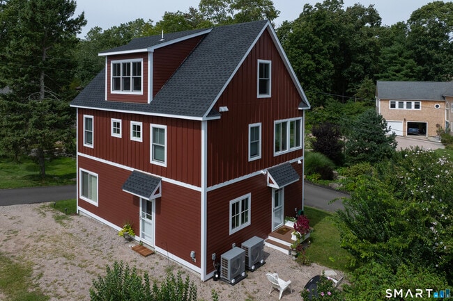Building Photo - 77 Reeves Ave