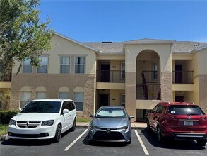 Building Photo - 2802 Club Cortile Cir