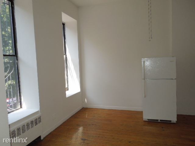 Building Photo - 469 Saint Johns Pl