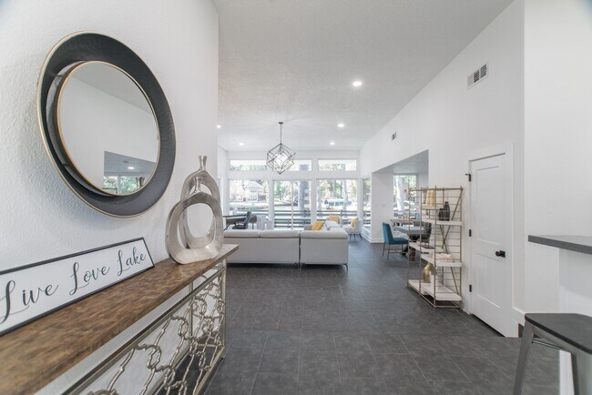 Foto del edificio - 3103 Hemingway Dr