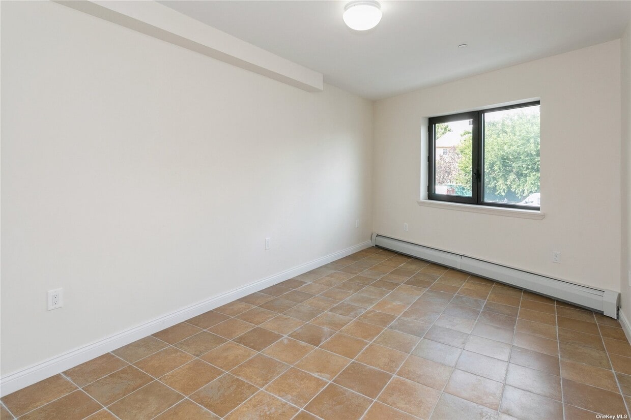 1062 Astoria Blvd, Queens, NY 11369 House Rental in Queens, NY