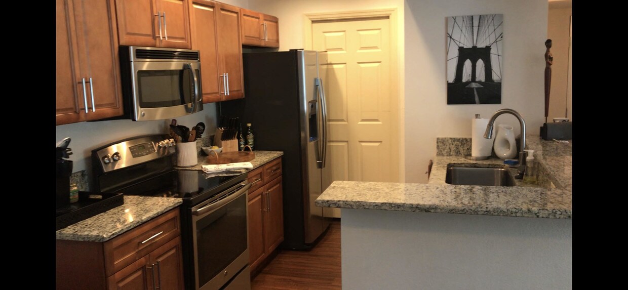 Foto principal - 5100 S MacDill Ave