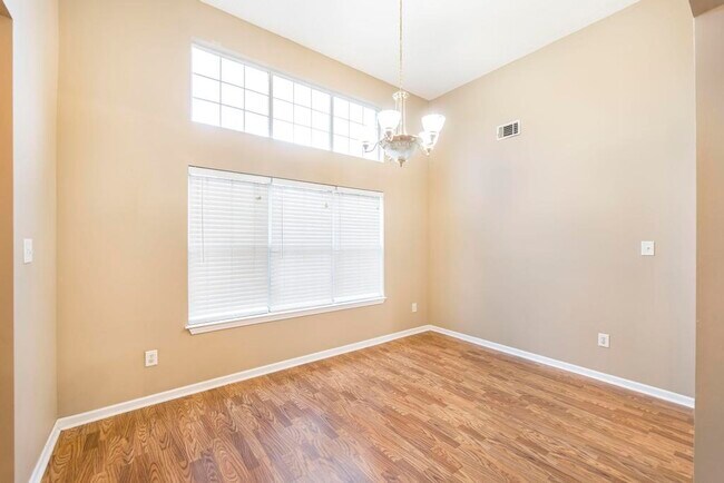 Foto del edificio - 205 Carver Ct