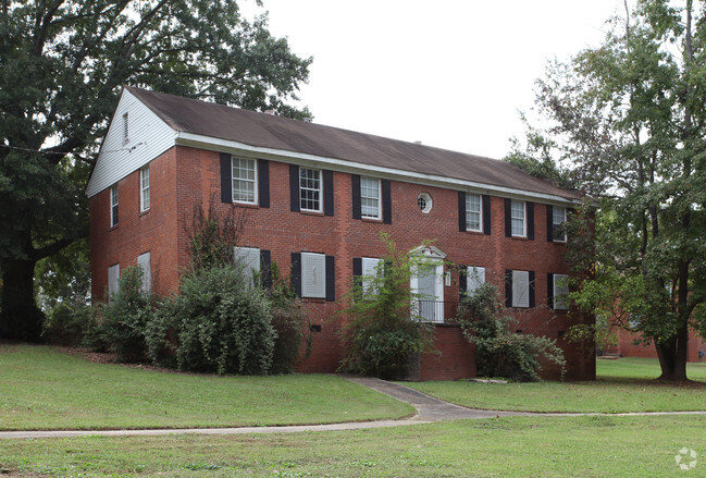 Building Photo - Forrest Heights Apartments