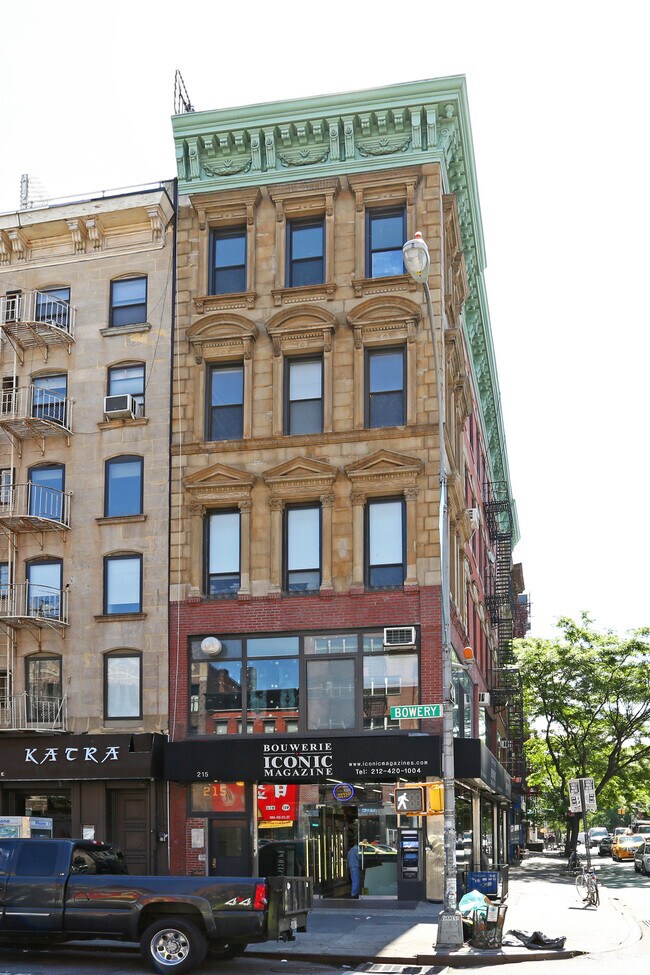 Primary Photo - 215 Bowery