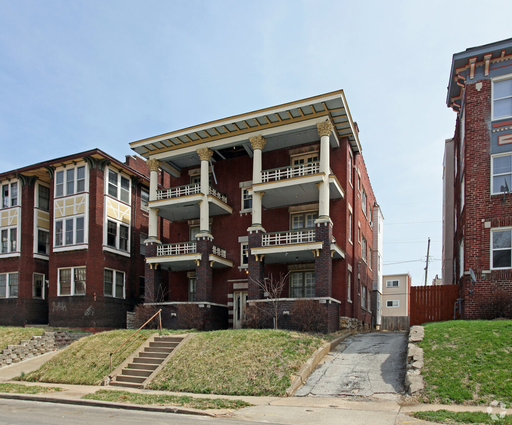 Primary Photo - 4011-4013 Harrison St