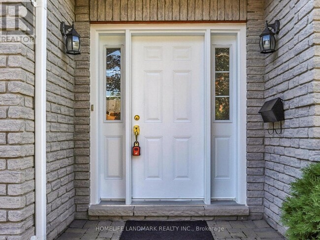 Building Photo - 6 Broughton Ct