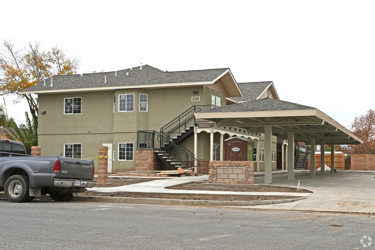 Building Photo - Sacramento Street Apartments