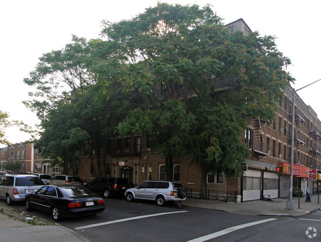 Building Photo - 159 Bay 29th St