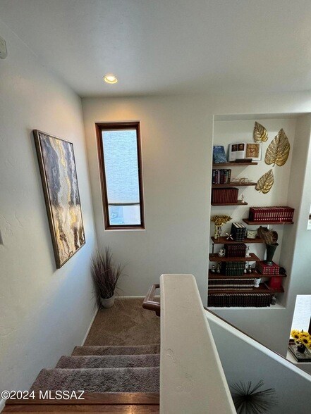 Foto del edificio - 2423 E Autumn Flower Dr