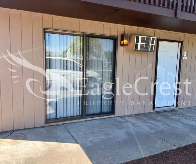 Foto del edificio - 320NEC