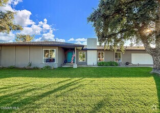 Building Photo - 1251 Buckingham Dr