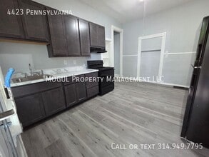 Building Photo - 4423 Pennsylvania Ave