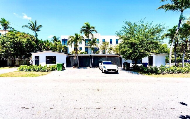 Foto del edificio - 1615 NE 9th St