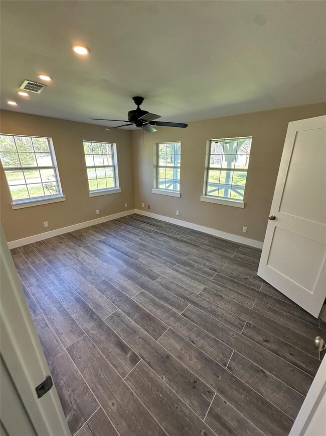 Building Photo - 680 Mockingbird Hills Dr