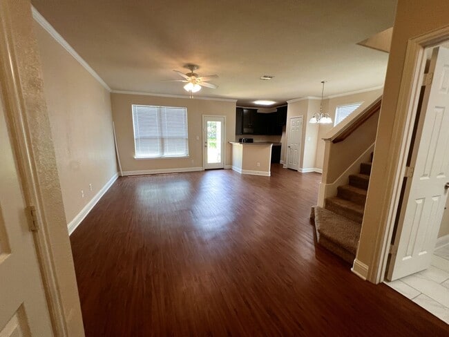 Building Photo - 370 Woodgrove Drive