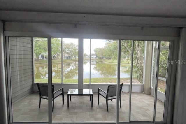 Foto del edificio - 9030 Lake Pl Ln