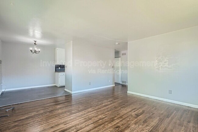 Foto del edificio - 1060 S Decatur St