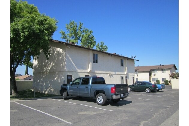 Building Photo - 1420 Monterey St