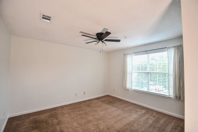 Building Photo - Mercer Point Condominiums