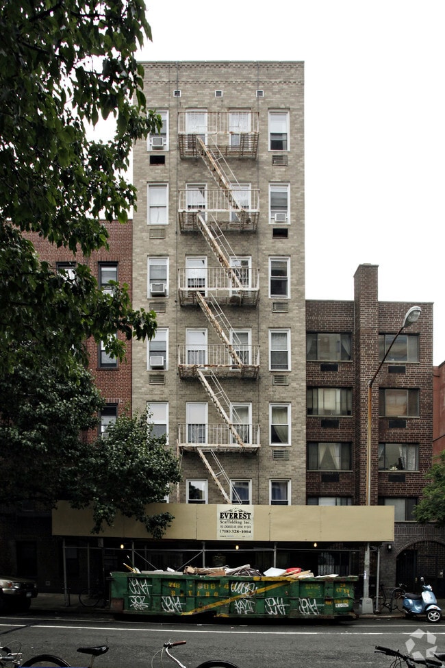 Building Photo - 237 East 10th Street