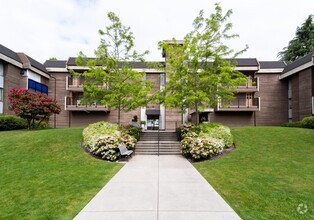 Building Photo - Cedar Terrace