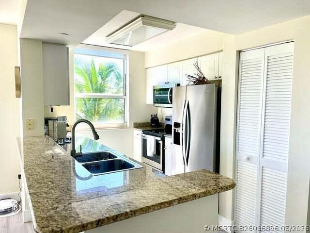 Foto del edificio - 19501 W Country Club Dr