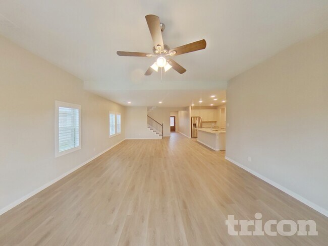 Foto del edificio - 345 Forage Dr