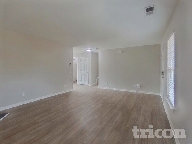 Foto del edificio - 1305 Peach Park Ln