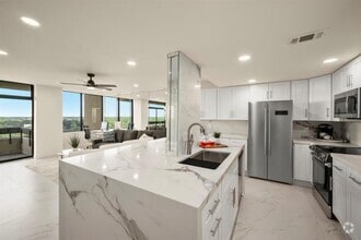 Building Photo - 14655 Champion Forest Dr
