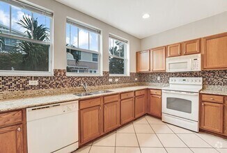 Building Photo - 1727 San Benito Way
