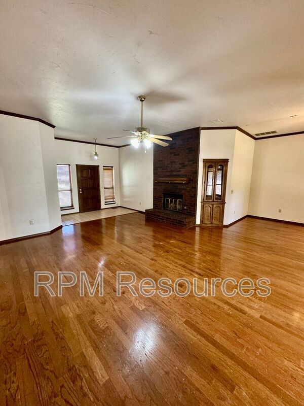 Foto del edificio - 1312 NW 184th St