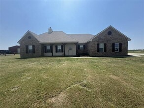 Building Photo - 4025 Fm 3211