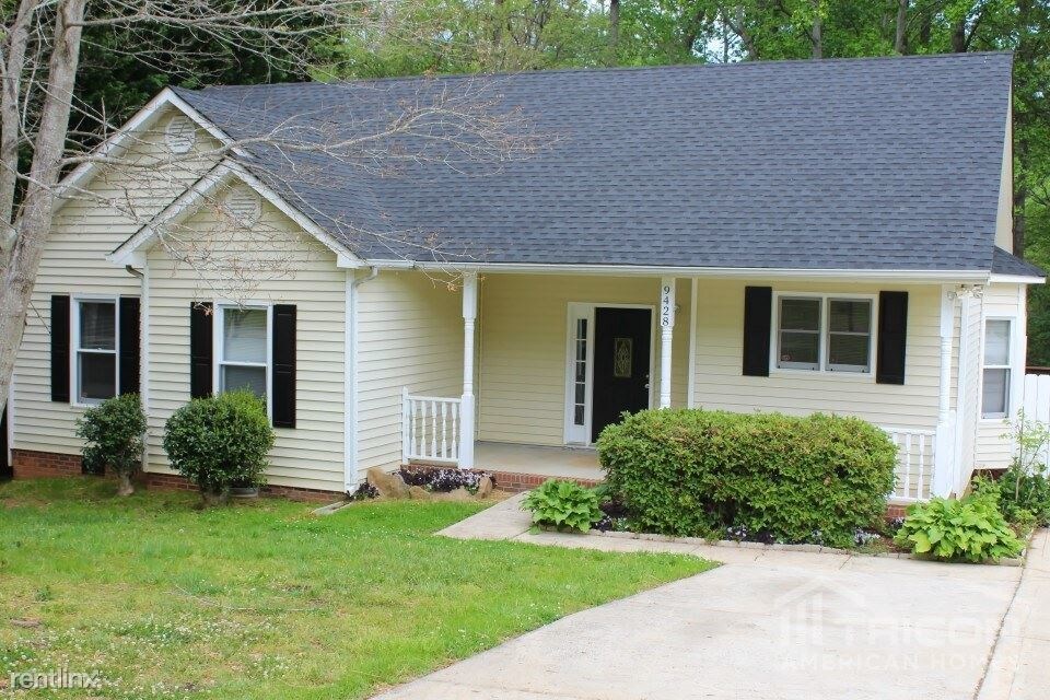 Primary Photo - 9428 Snow Ridge Ln