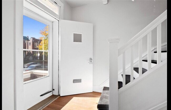 Building Photo - 4921 Finkman St