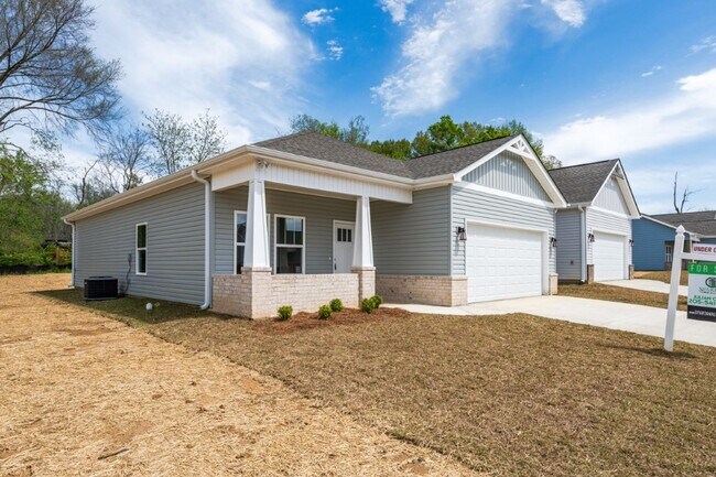 Building Photo - 4416 Tari Street Tuscaloosa, AL 35401