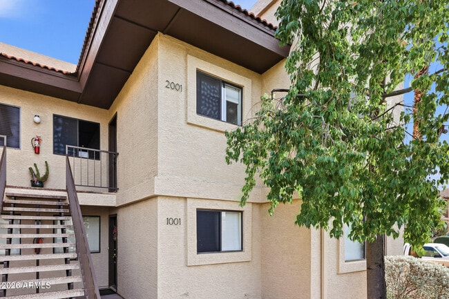 Building Photo - 16540 E Gunsight Dr