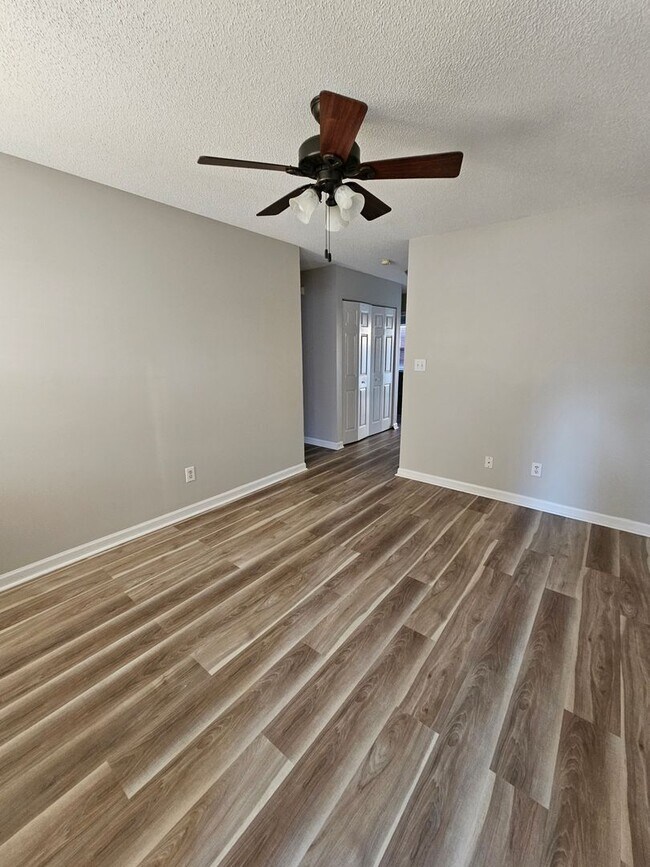 Foto del edificio - 2 BR Condo in Thomasville!