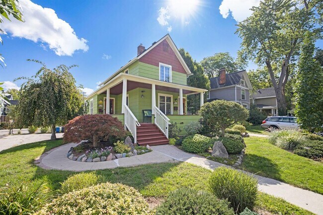 Foto del edificio - 529 S Ashley St