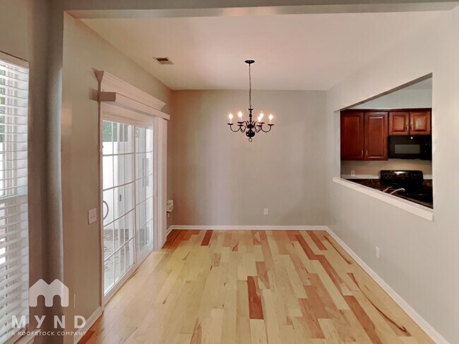 Foto del edificio - 10119 Blakeney Preserve Dr