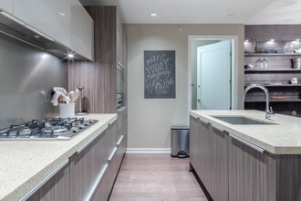 Building Photo - 1625 Manitoba St