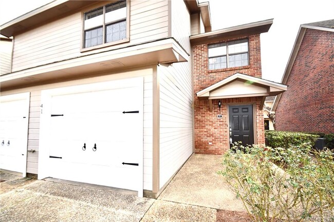 Building Photo - 41 Meadow Creek Dr