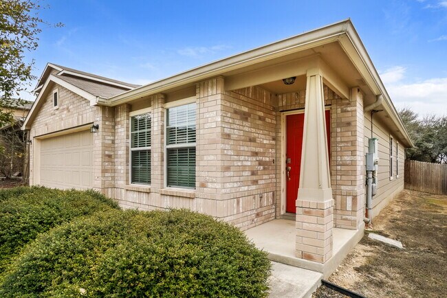 Foto del edificio - 818 Cowhide Dr