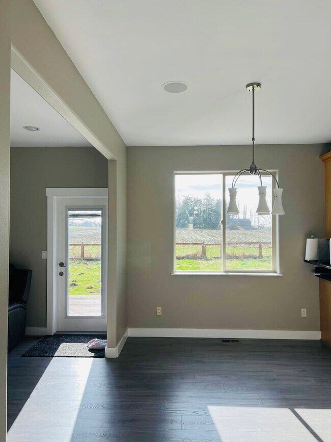 Foto del edificio - 2655 Glenmore St