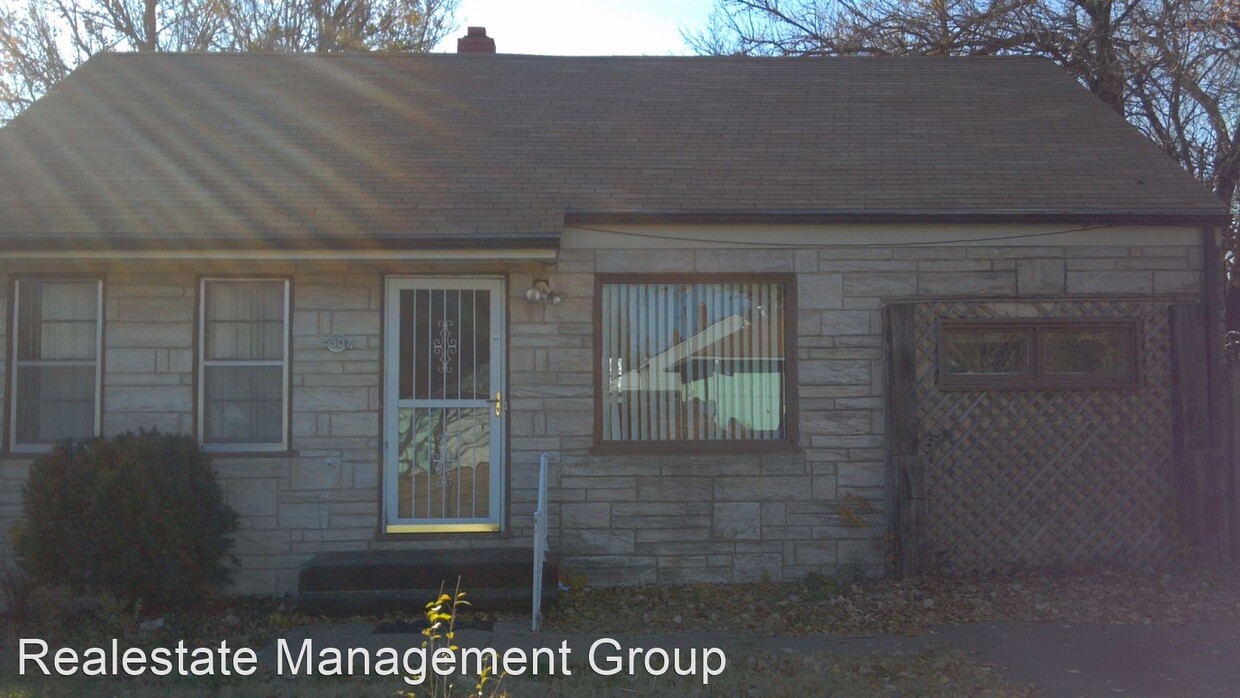 Primary Photo - 3 br, 1 bath House - 5507 E Murdock