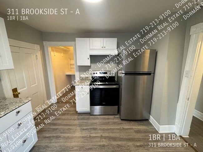 Building Photo - 311 Brookside St
