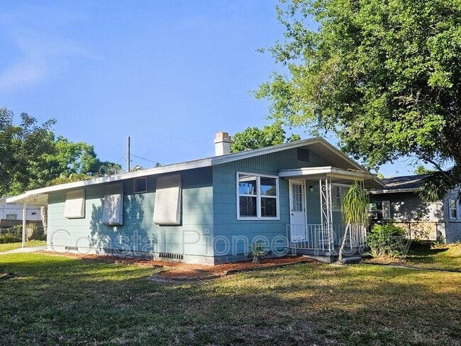 Photo - 501 25th Ave W House