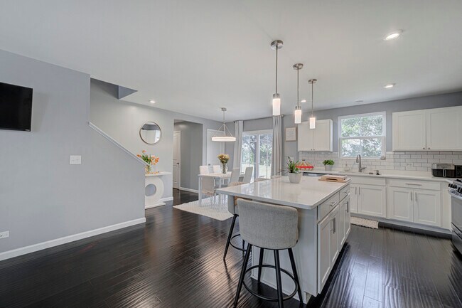 Foto del edificio - 3323 Caledonia Drive
